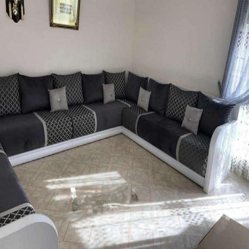 Salon marocain sur mesure Izamz : élégance, confort et artisanat 5 Salon Marocain