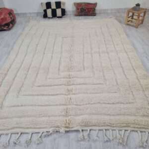 Tapis berbère artisanal marocain fait main au sud est du Maroc